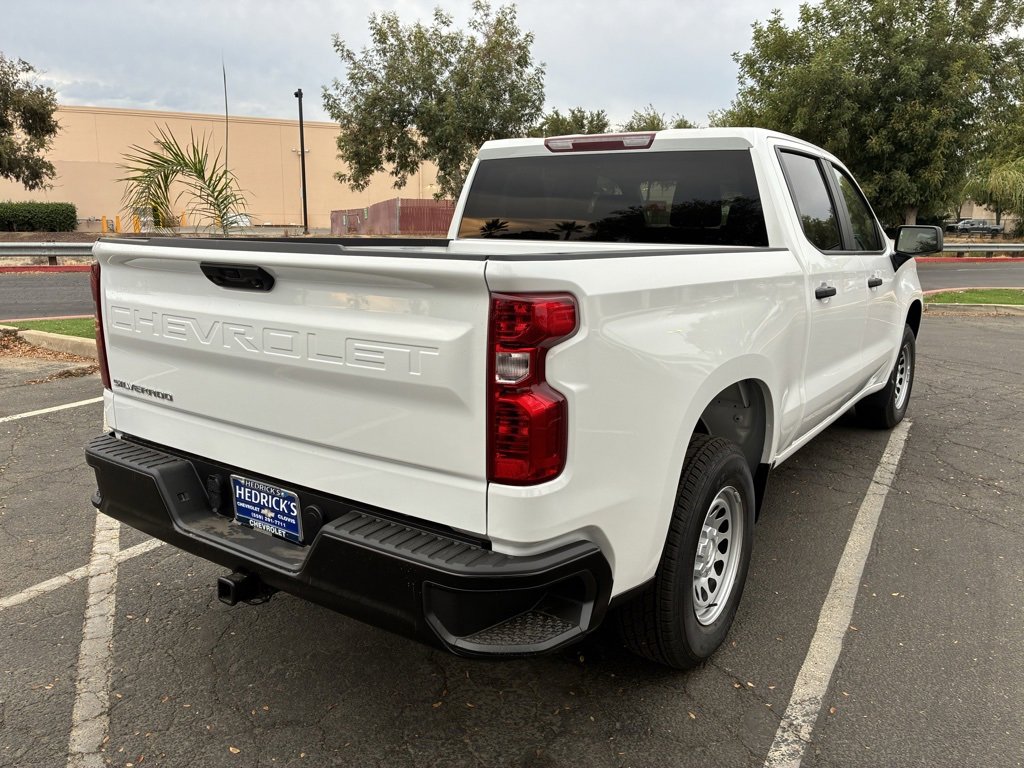 2026 Chevrolet Silverado 1500 photo 3