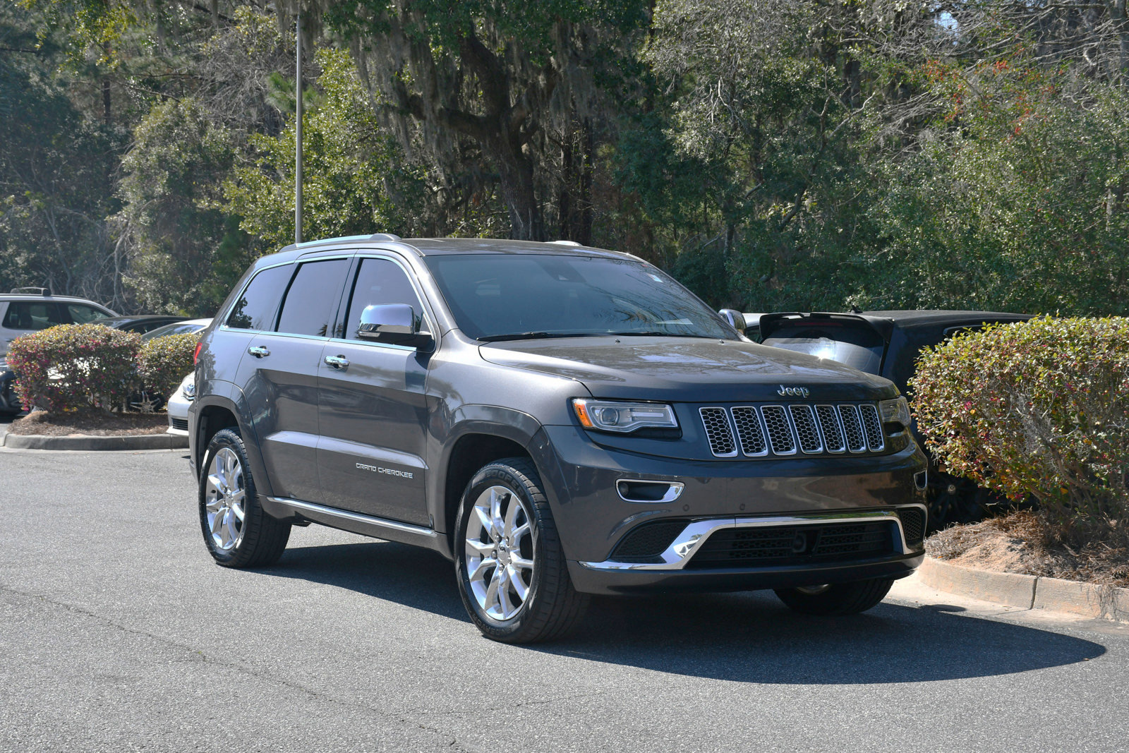 2014 Jeep Grand Cherokee Summit photo 5