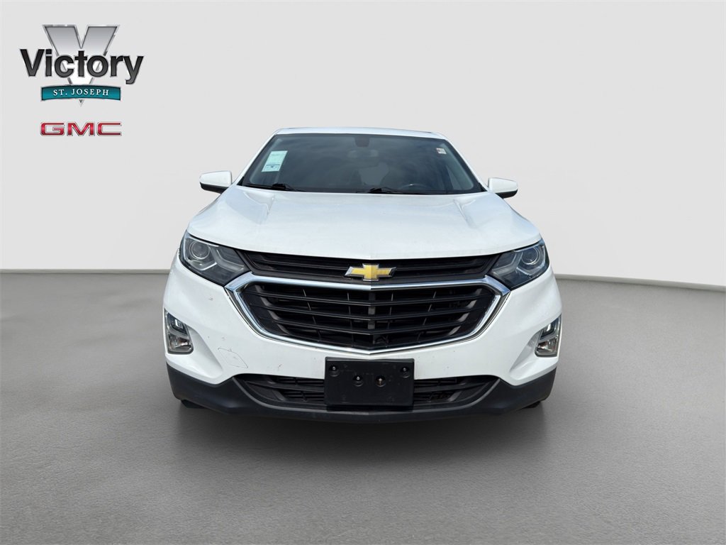 Used 2018 Chevrolet Equinox LT with VIN 2GNAXJEV0J6182650 for sale in Kansas City