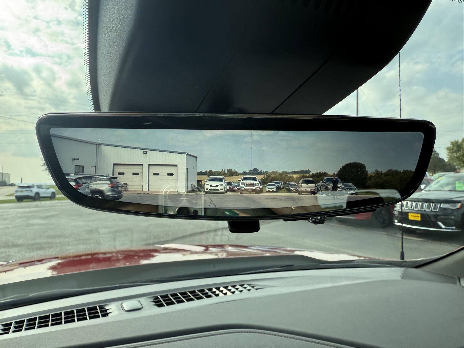 2026 Chevrolet Silverado High Country photo 21