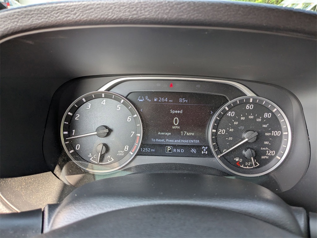 2024 Nissan Frontier SV photo 14