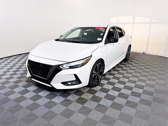 2022 Nissan Sentra SR photo 2