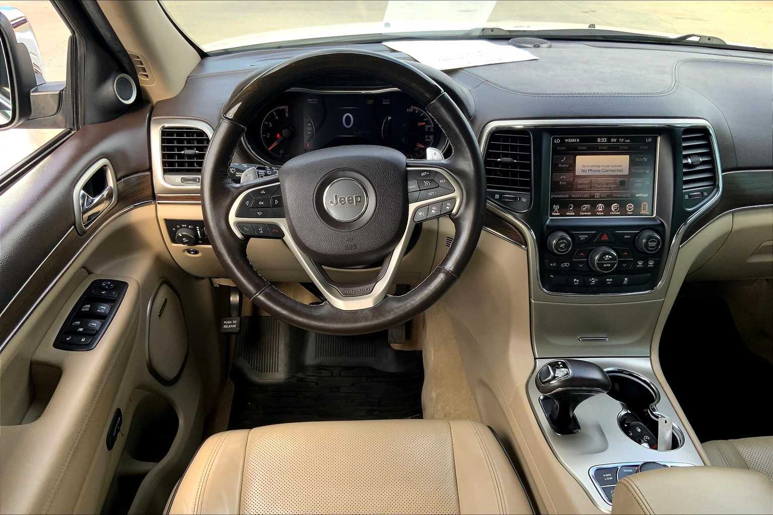 2015 Jeep Grand Cherokee Overland photo 2