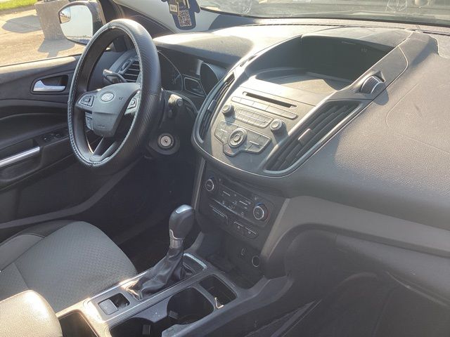 2017 Ford Escape SE photo 19