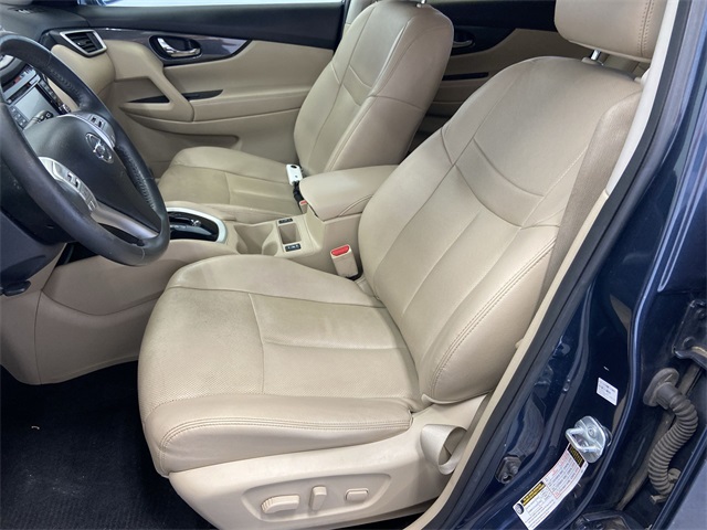2016 Nissan Rogue SL photo 20
