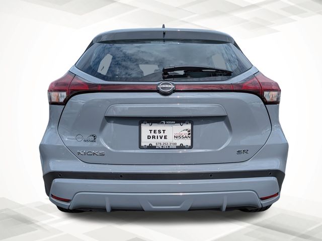 2024 Nissan Kicks SR photo 4