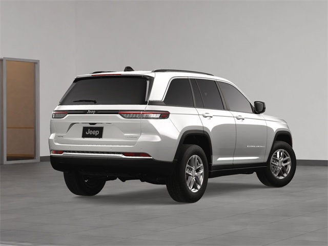 2025 Jeep Grand Cherokee Laredo X photo 4