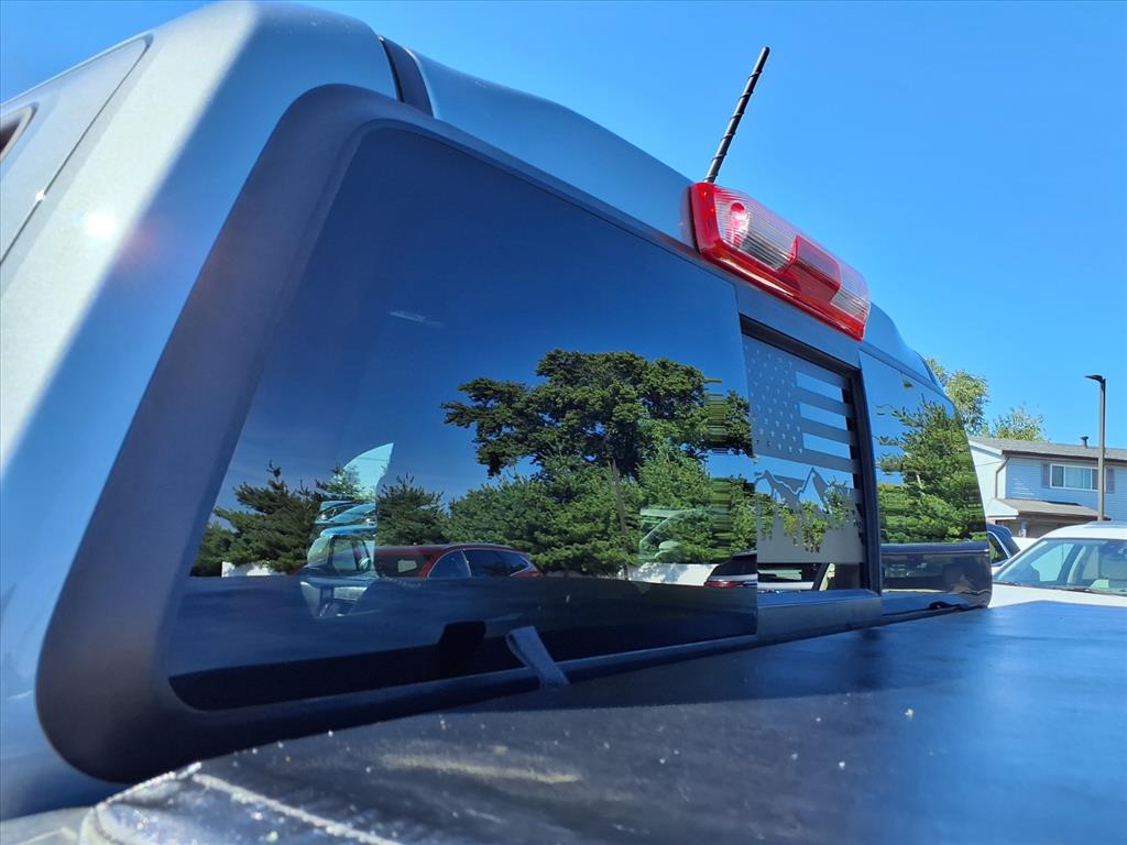 2024 Chevrolet Colorado LT photo 28