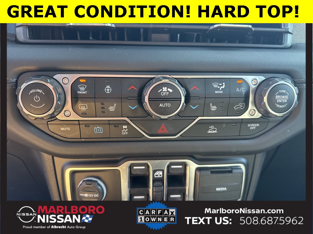 2024 Jeep Wrangler Sahara 4xe photo 21