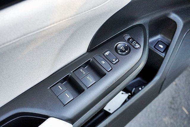 Used 2022 White Honda EX image 21