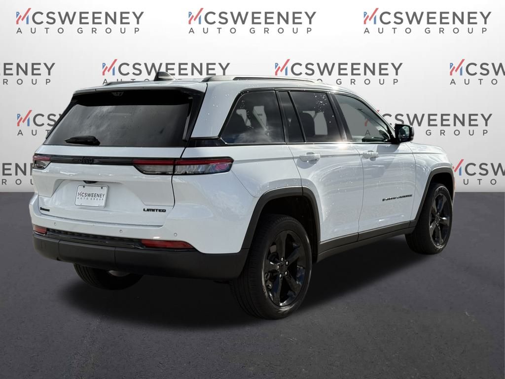 2023 Jeep Grand Cherokee Limited photo 3