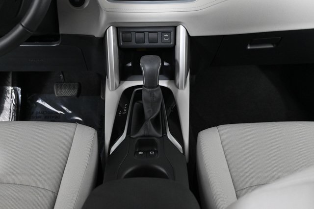2024 Toyota Corolla Cross LE photo 10