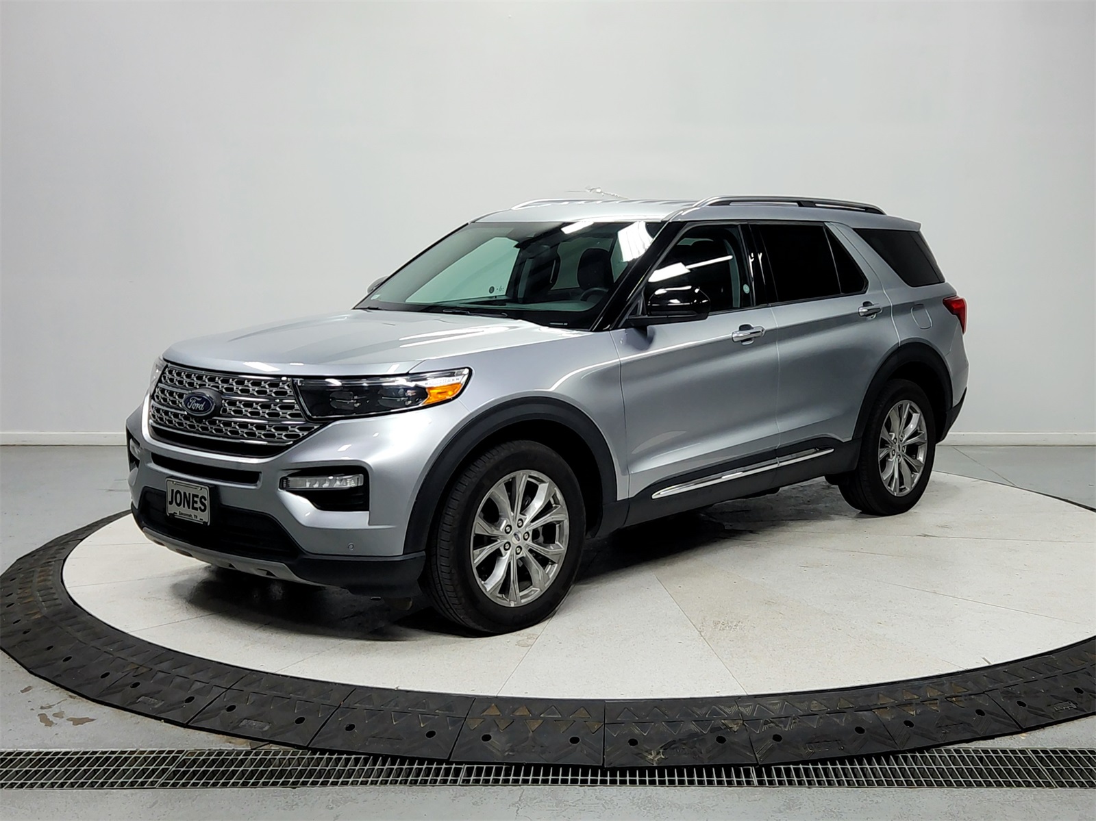2024 Ford Explorer Limited photo 2