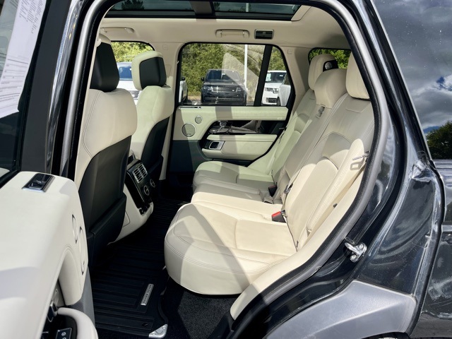 2019 Land Rover Range Rover SuperCharged photo 18