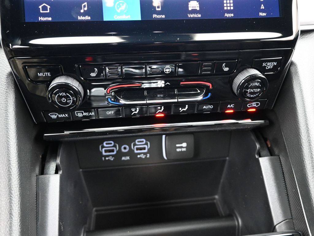 2025 Jeep Grand Cherokee Limited photo 11