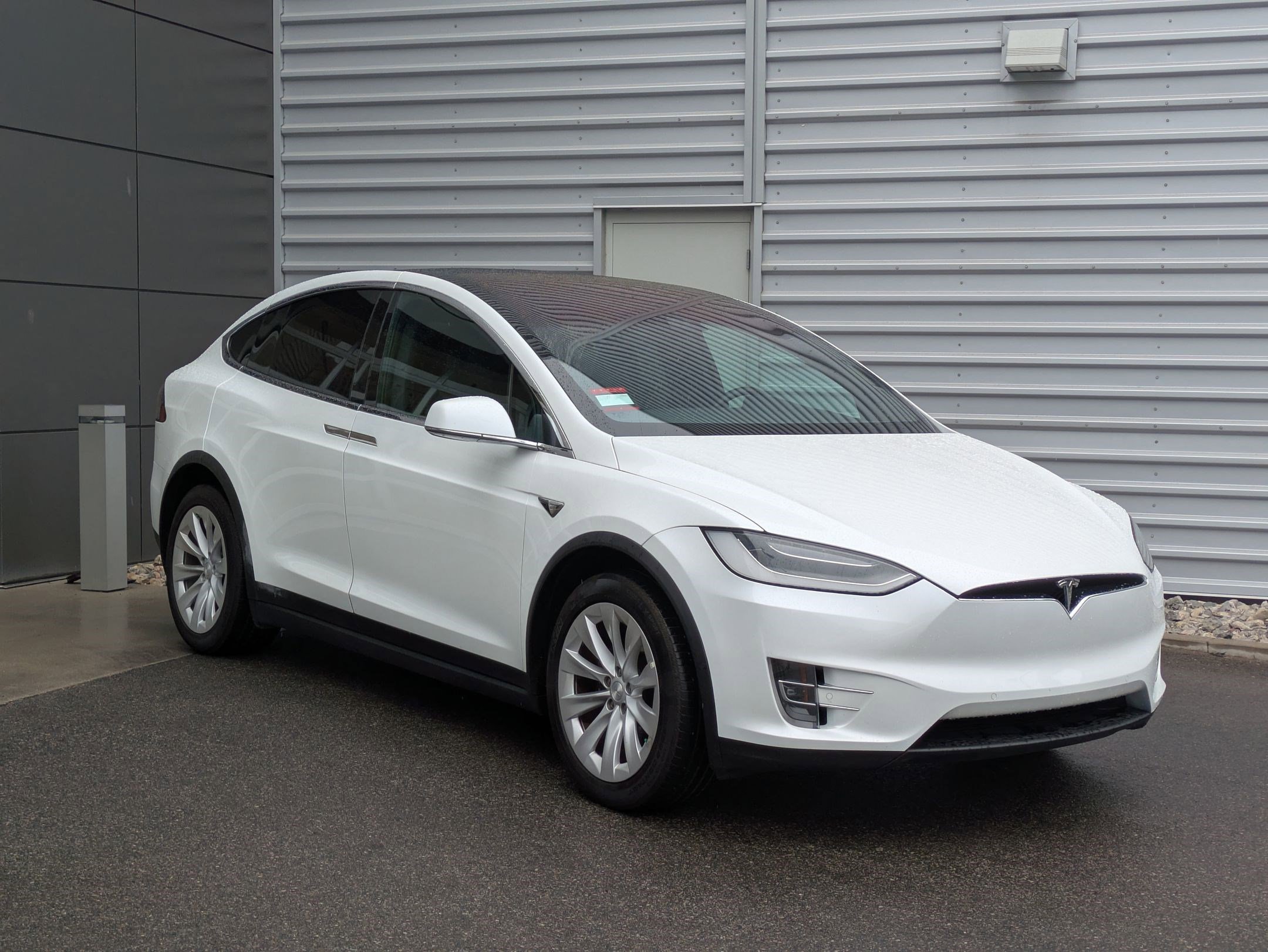 2019 Tesla Model X photo 7