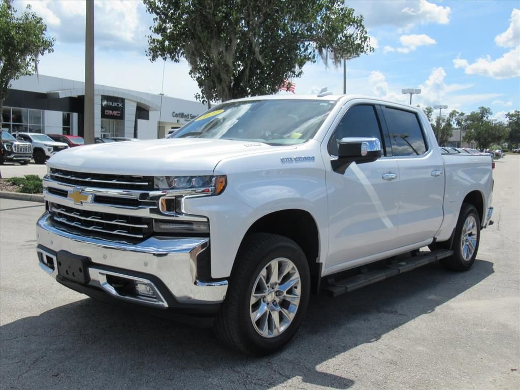 2022 Chevrolet Silverado 1500 photo 3