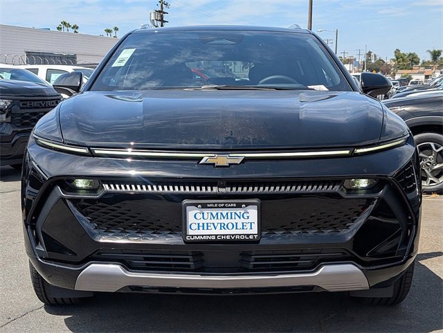 2025 Chevrolet Equinox EV 1LT photo 4