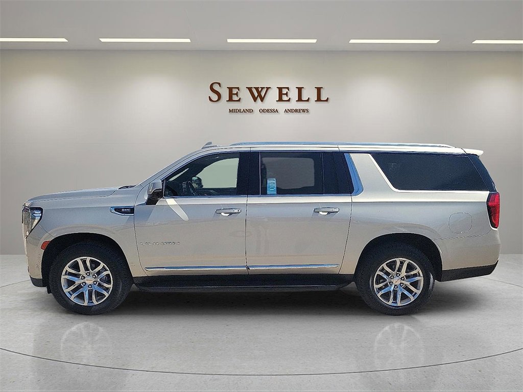 2022 Gmc Yukon XL SLT photo 2