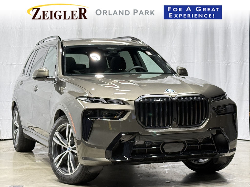 2026 BMW X7 40i's photo