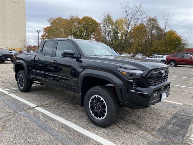 2025 Toyota Tacoma TRD Off Road's photo