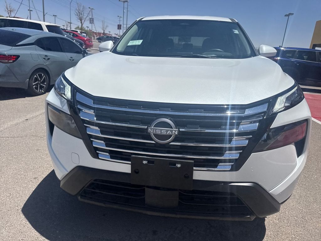 2024 Nissan Rogue SV photo 21