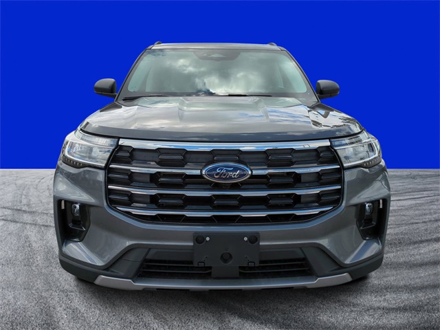 2025 Ford Explorer photo 7