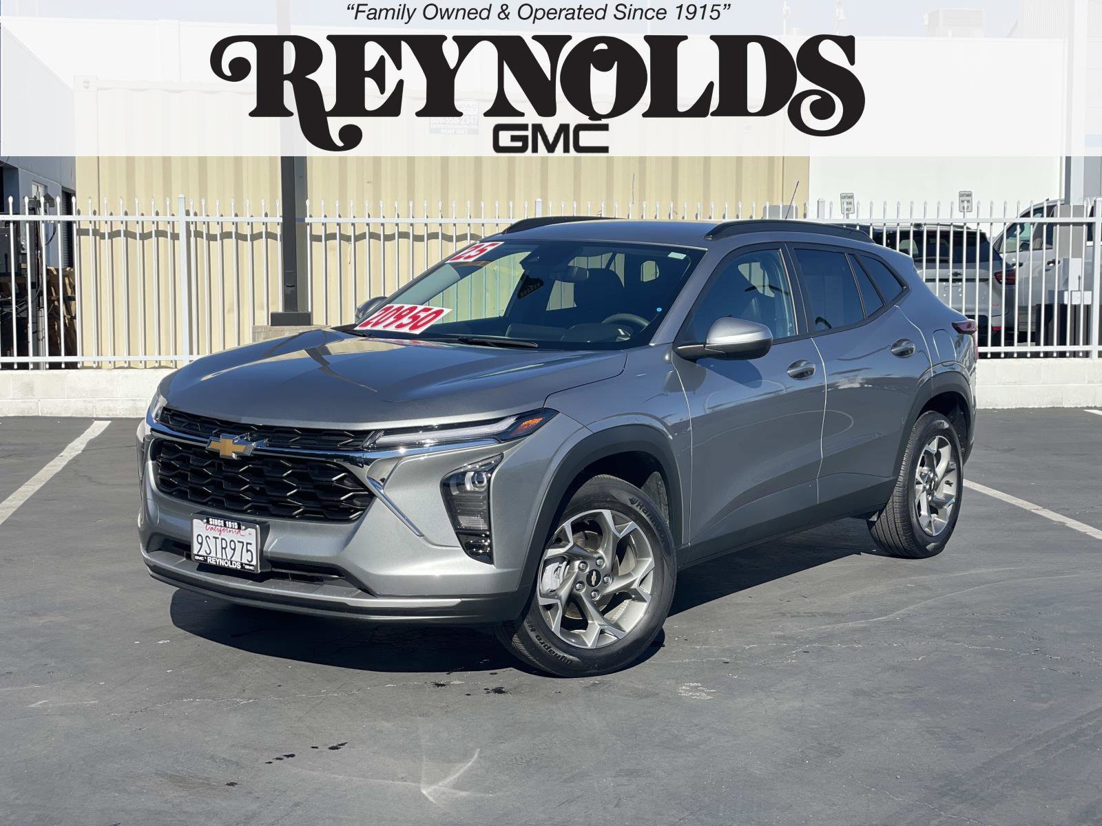 2025 Chevrolet Trax LT's photo