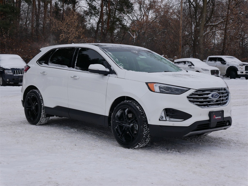 2020 Ford Edge Titanium's photo