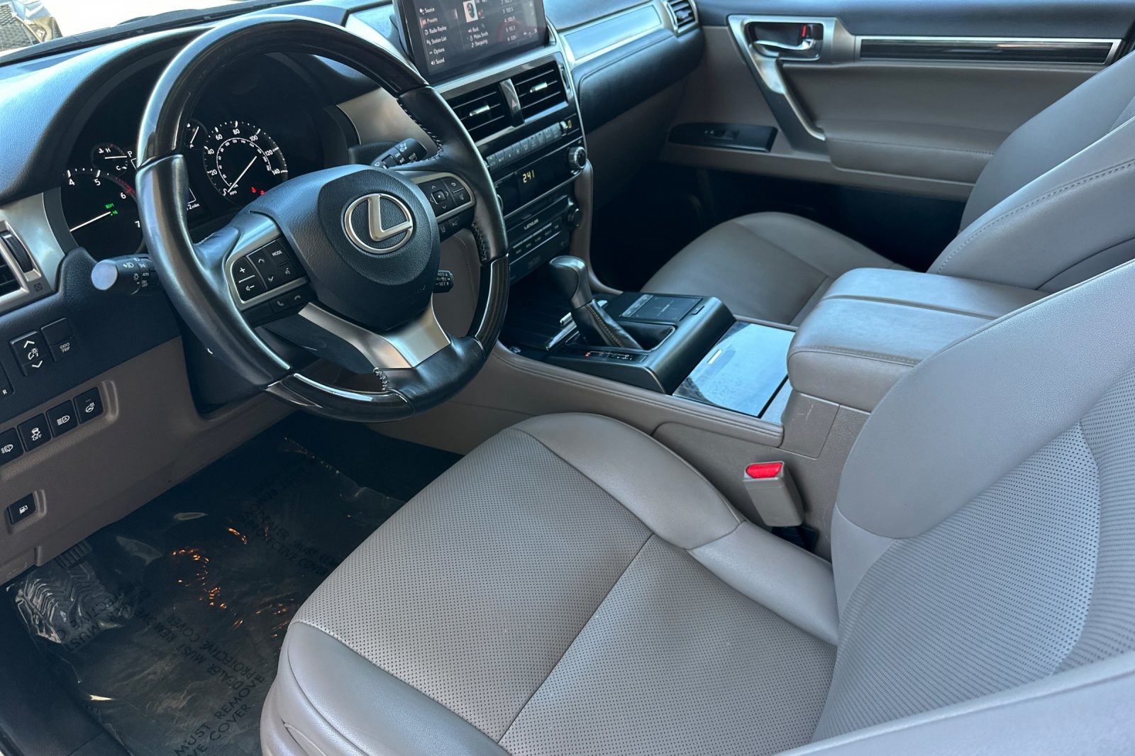 2023 Lexus GX 460 photo 12