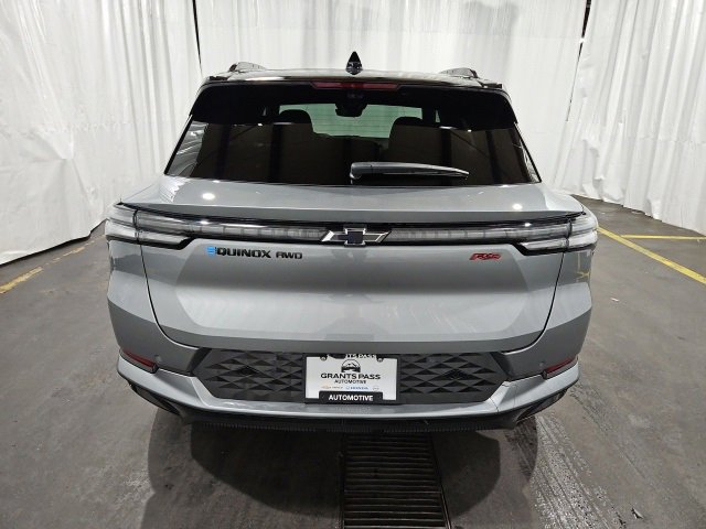2026 Chevrolet Equinox EV 3RS photo 4