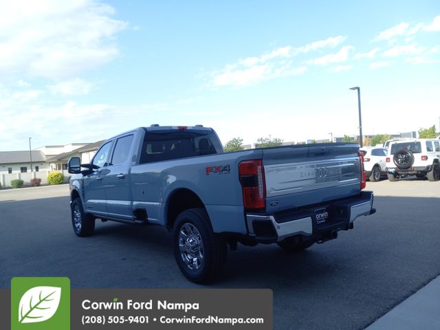 2025 Ford F-350 King Ranch photo 5