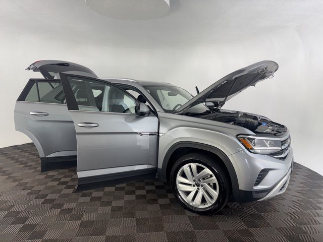 2023 Volkswagen Atlas Cross Sport V6 SE Technology photo 8