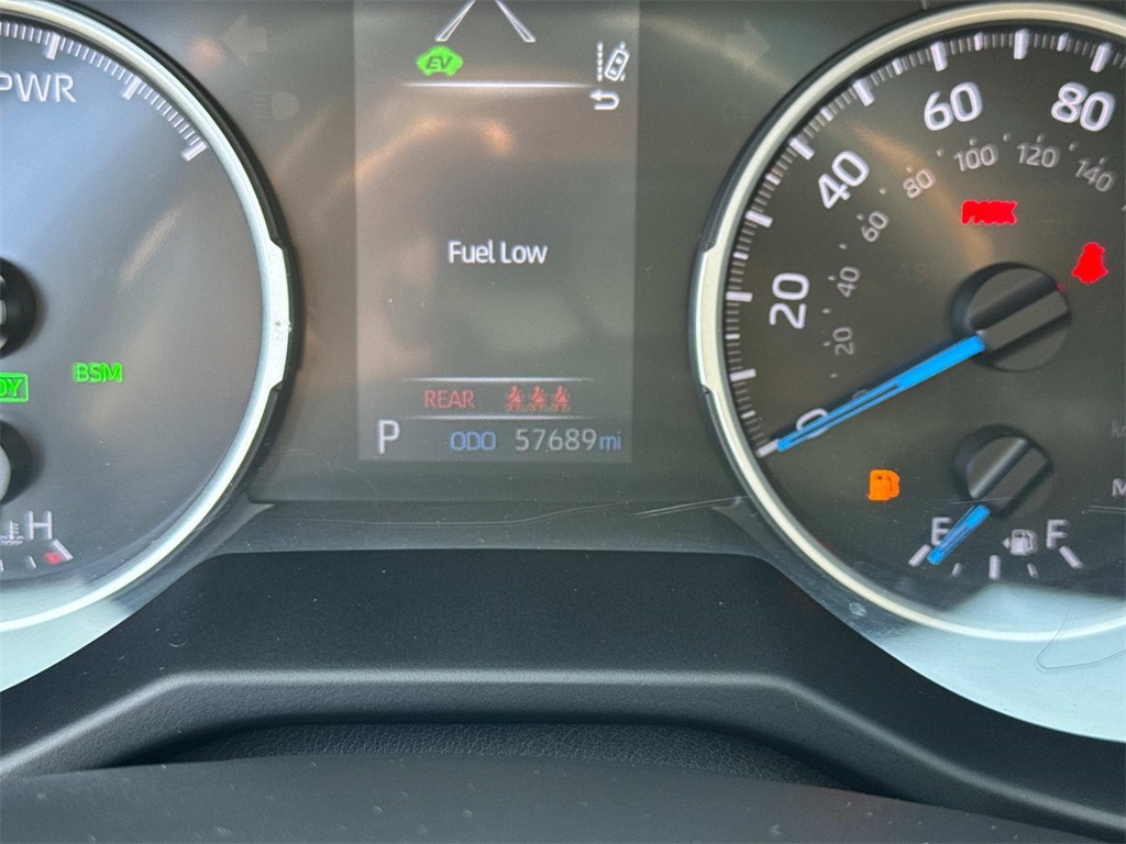 2022 Toyota RAV4 Hybrid XLE photo 28