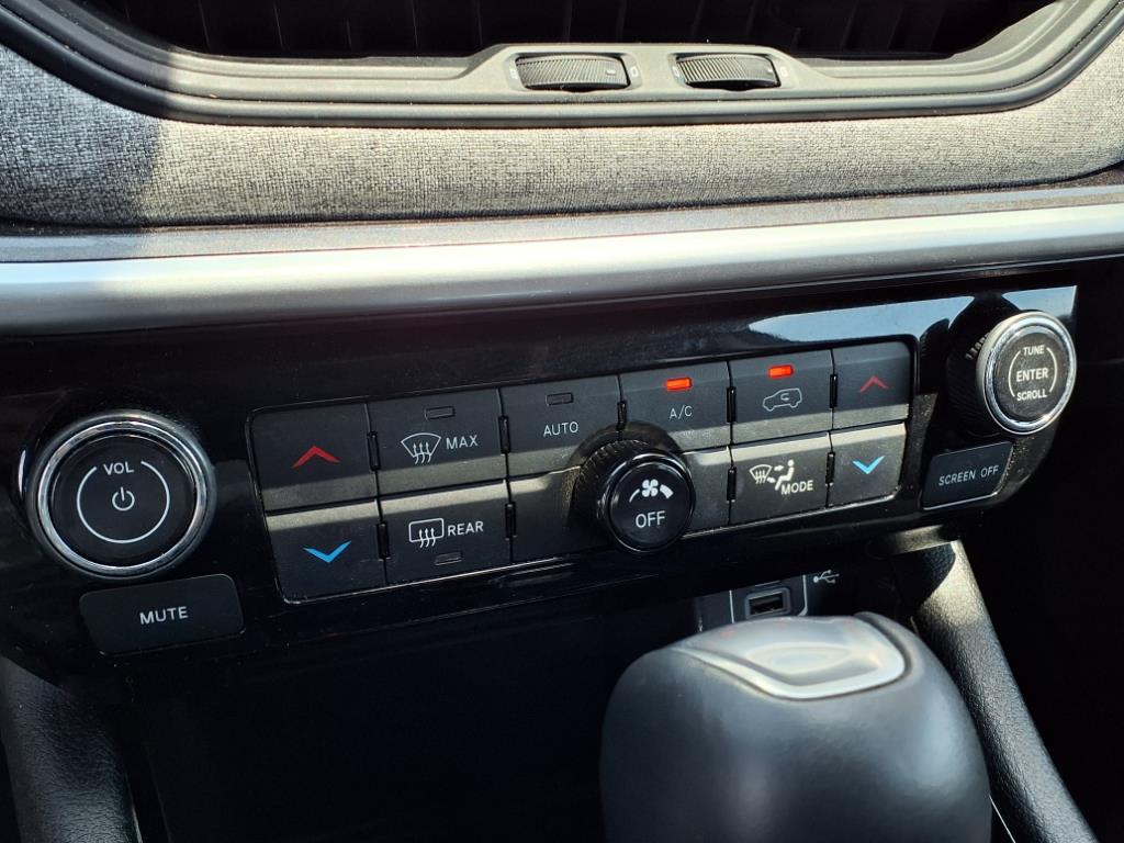 2022 Jeep Compass Latitude photo 19