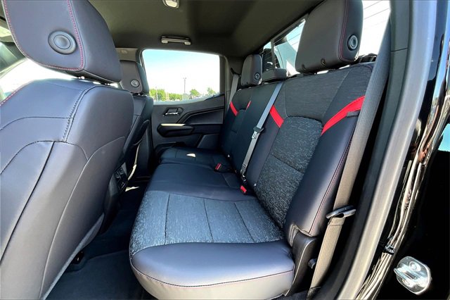 2025 Chevrolet Colorado Z71 photo 13