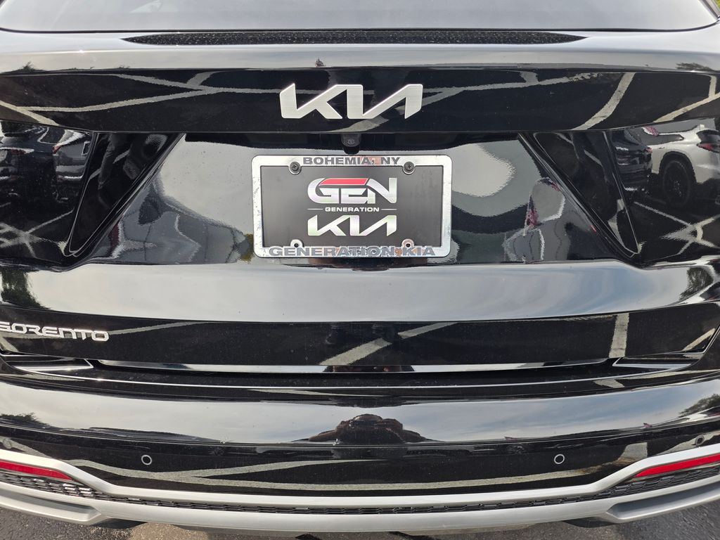2023 Kia Sorento S photo 31