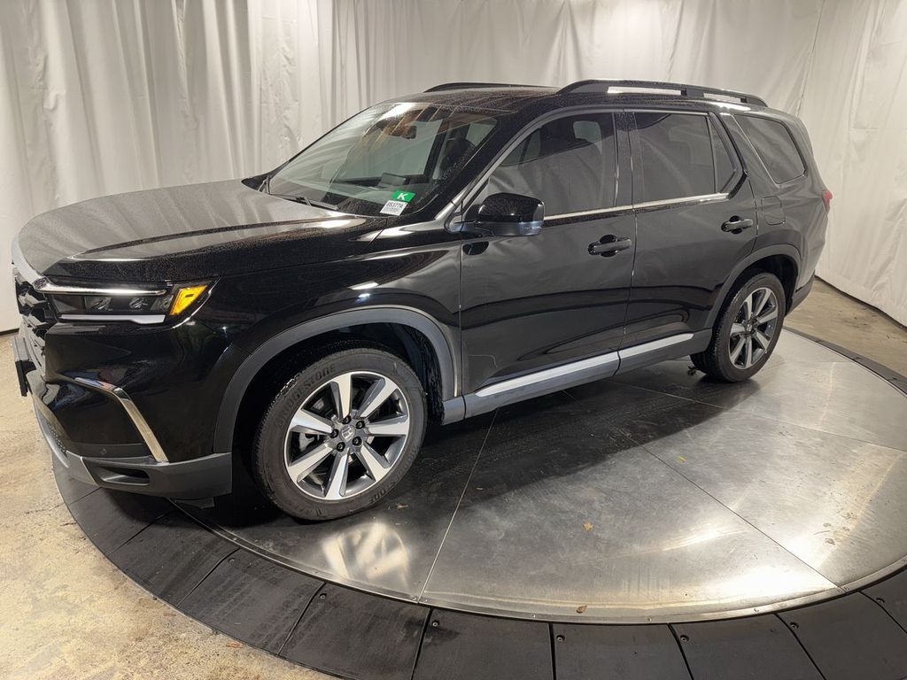 2023 Honda Pilot Touring's photo