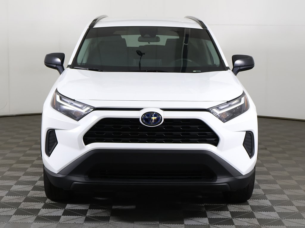2024 Toyota RAV4 Hybrid LE photo 4