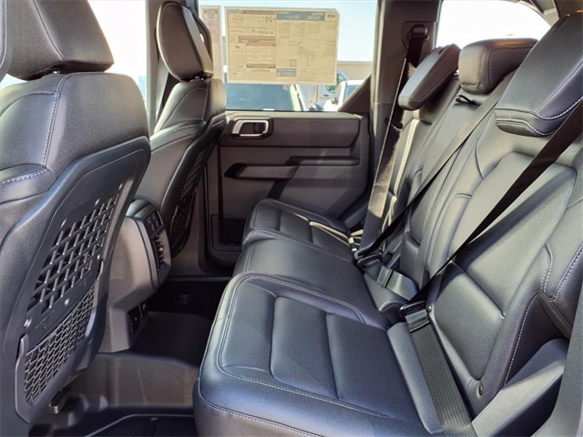 2025 Ford Bronco Big Bend photo 8