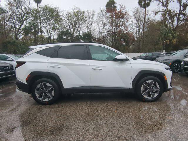 2025 Hyundai Tucson SEL photo 3