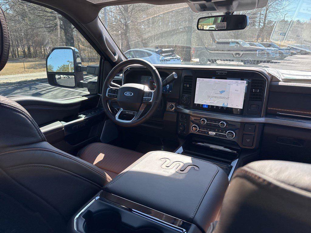 2025 Ford F-250 King Ranch photo 11