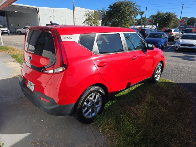 2021 Kia Soul S photo 4