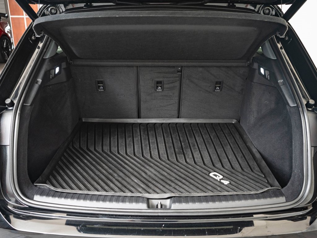 2022 Audi Q4 E-tron Premium photo 16