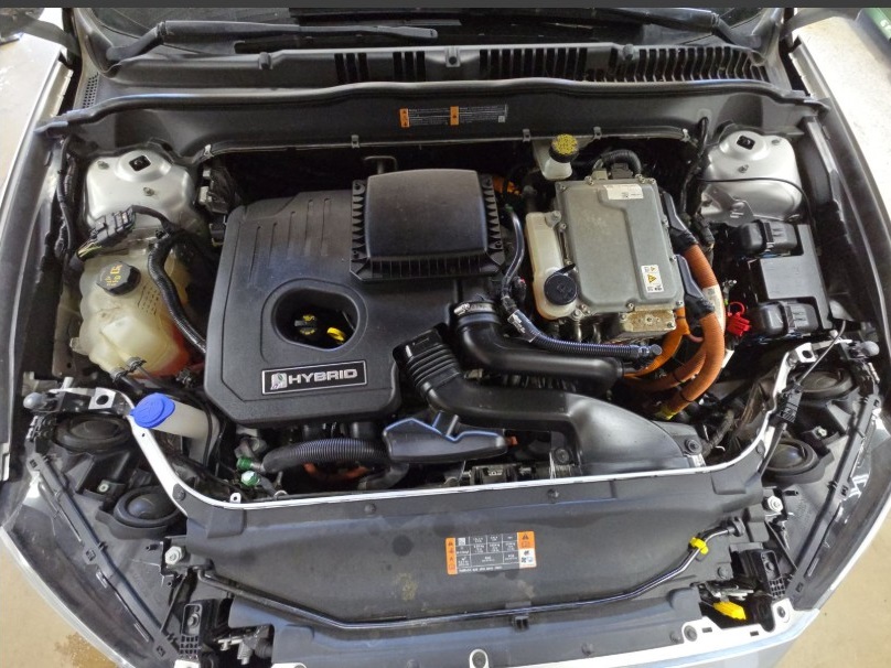 2018 Ford Fusion Hybrid S photo 9