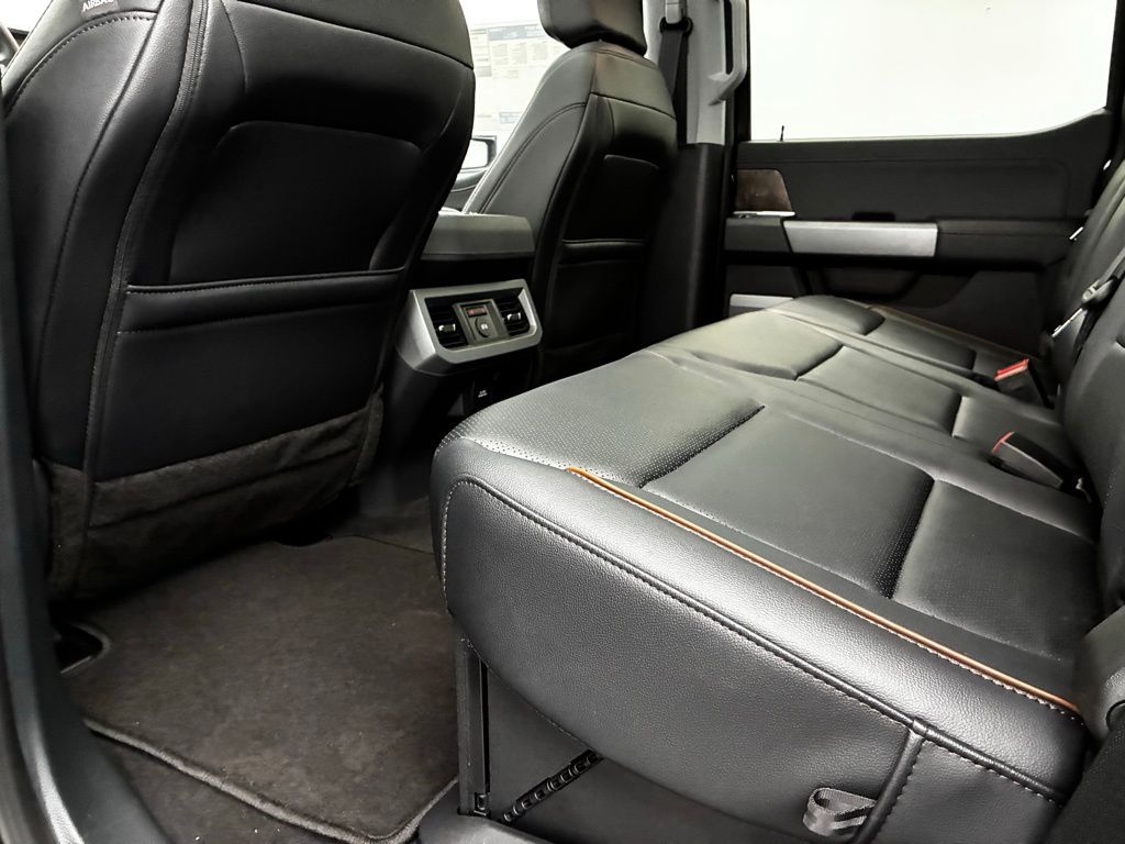 2026 Ford F-250 Lariat photo 25