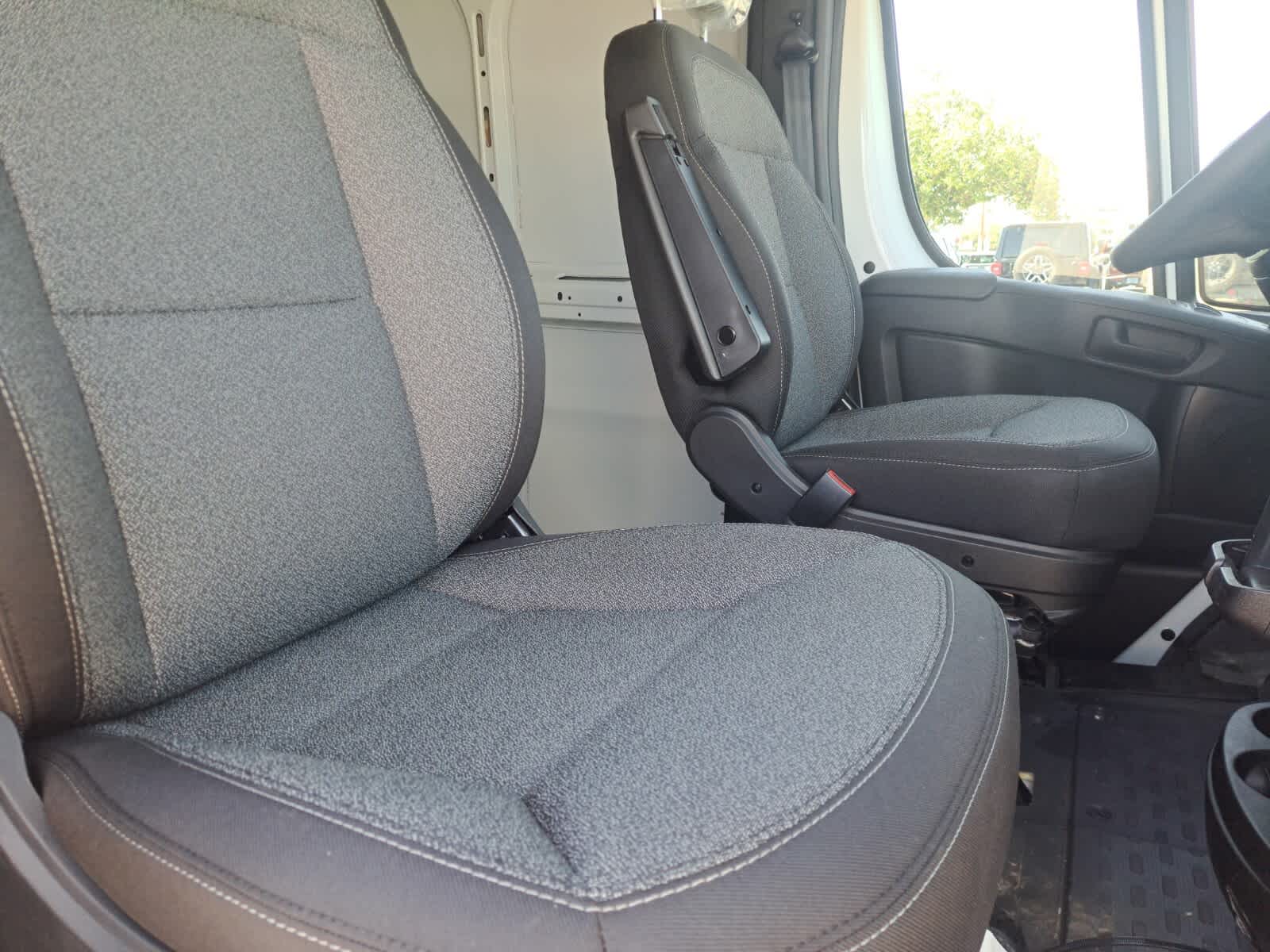 2025 Ram ProMaster 2500 photo 16