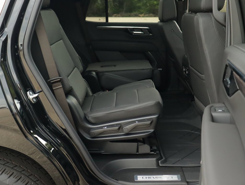 2025 Chevrolet Tahoe LT photo 34