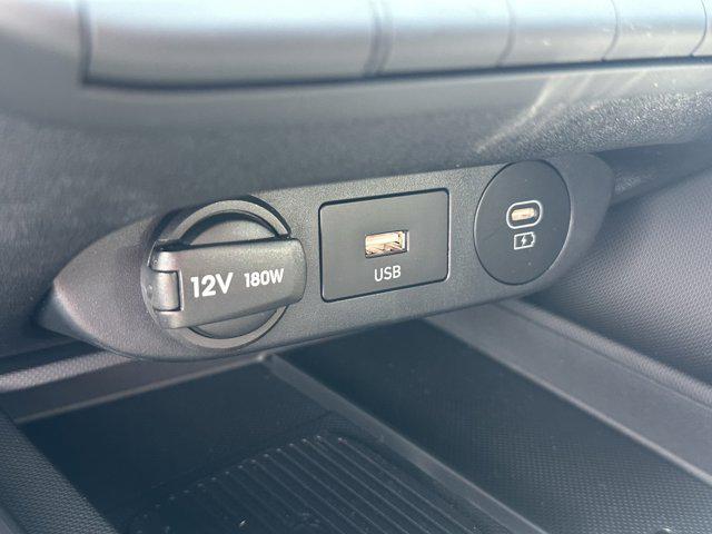 2025 Hyundai Elantra SEL Sport photo 27