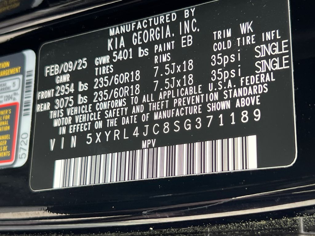 2025 Kia Sorento S photo 29